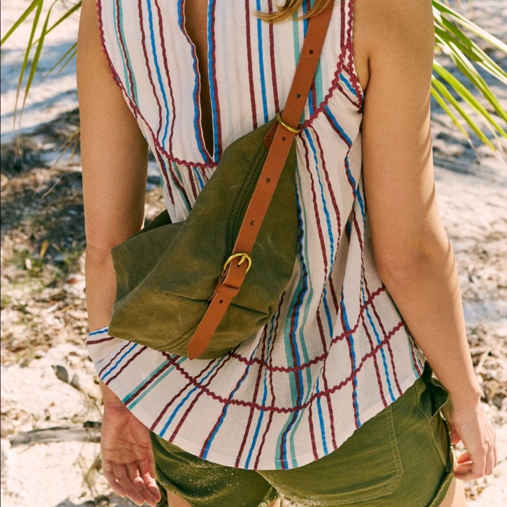 Made well leather canvas sling bag